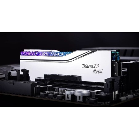 Memoria RAM GSKILL TRIDENT Z5 ROYAL RGB 32 GB DDR5 6400 MHz cl39
